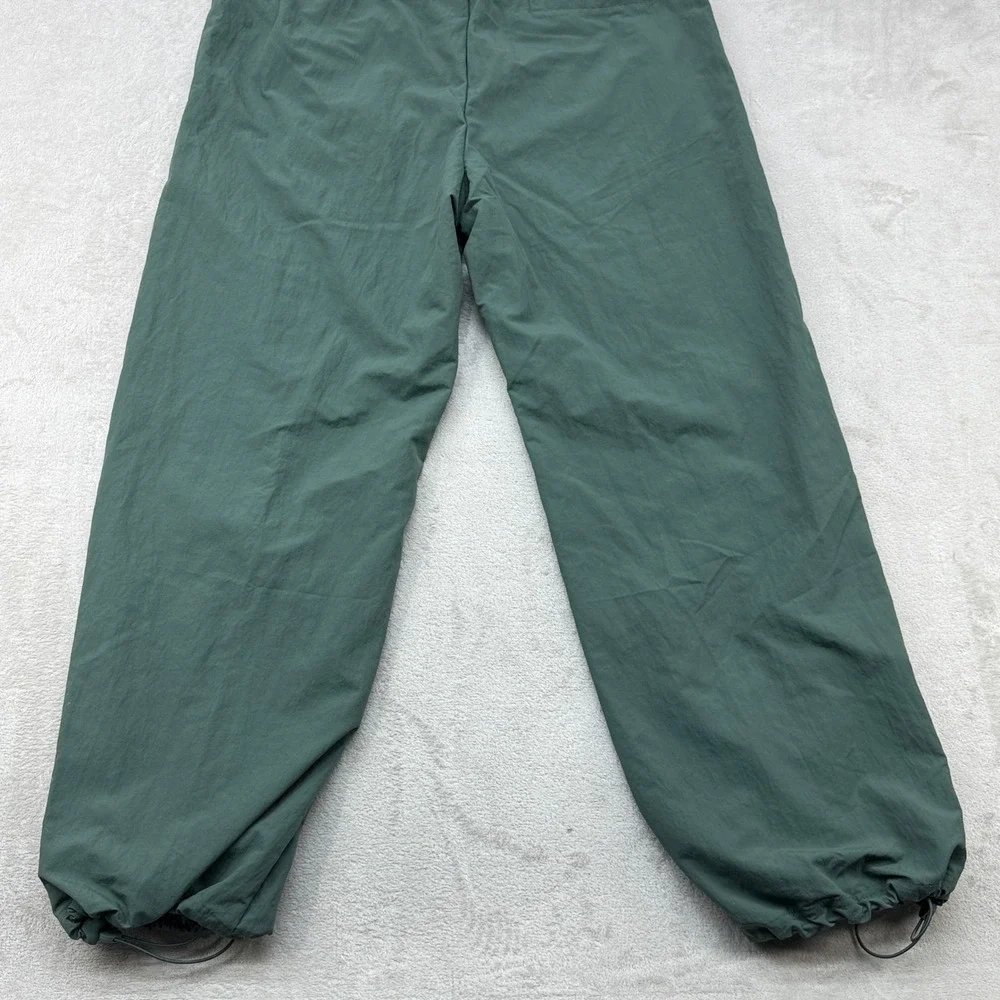 Nike Woven Track Pants Mens XL Green Bungee Cuff Nylon Sportswear FQ3588-338